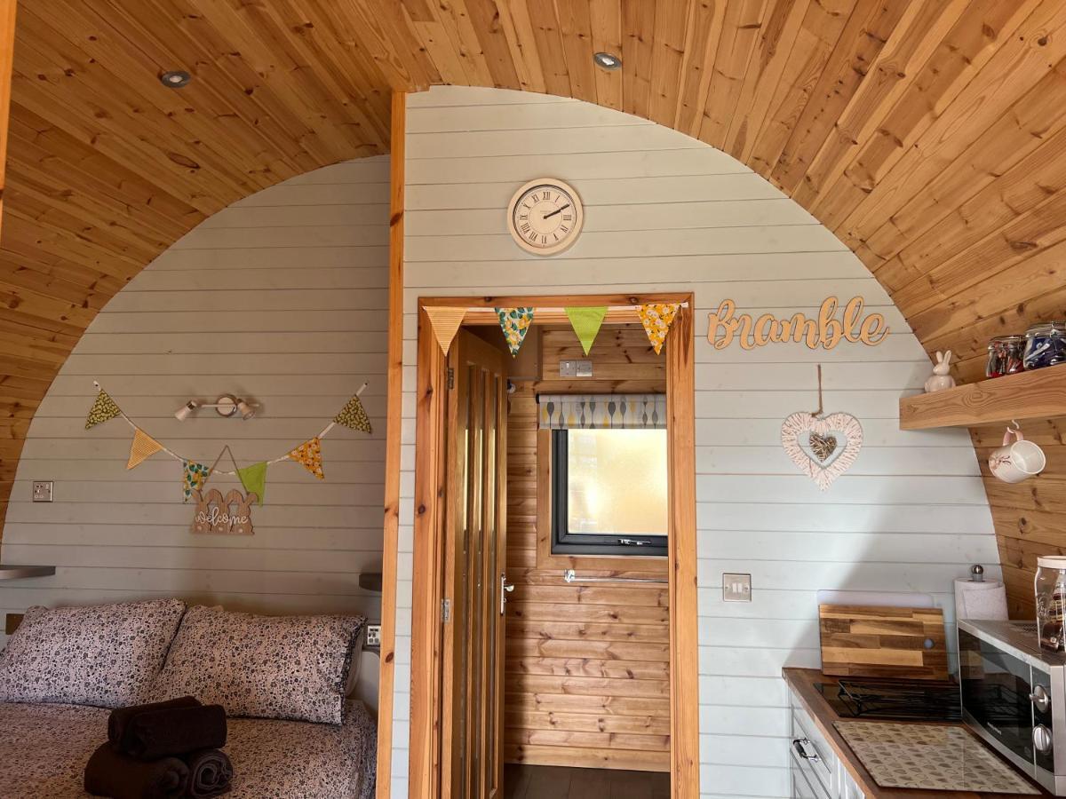 Daviot Luxury Pods Hotel Inverness Exterior photo