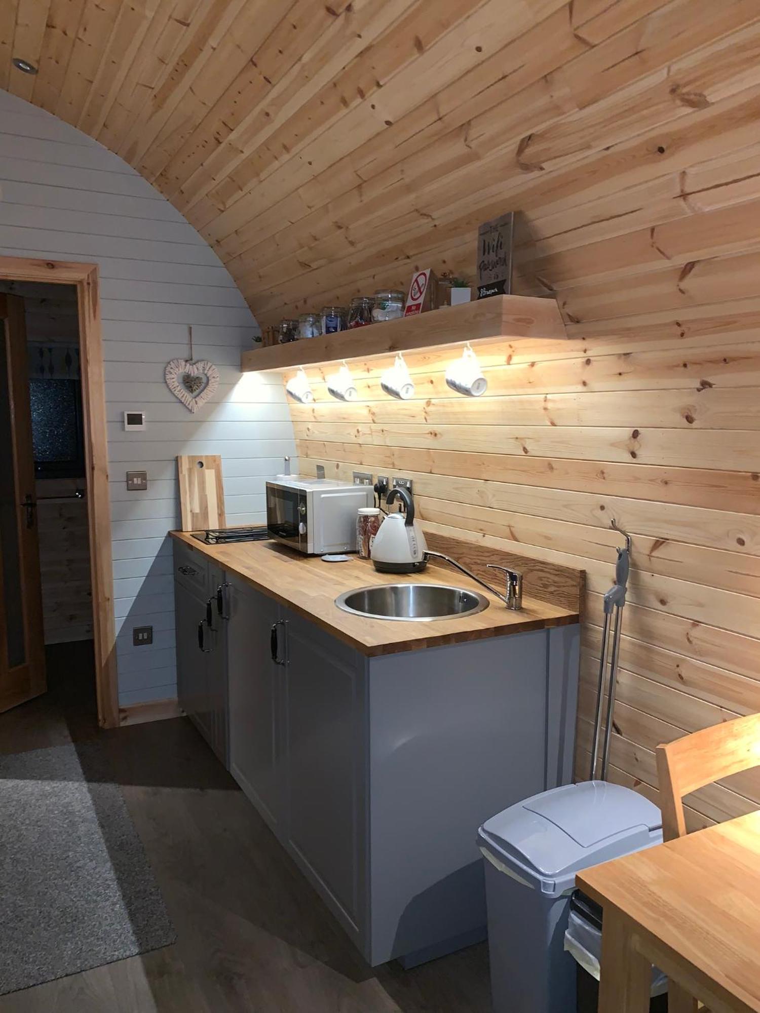 Daviot Luxury Pods Hotel Inverness Exterior photo